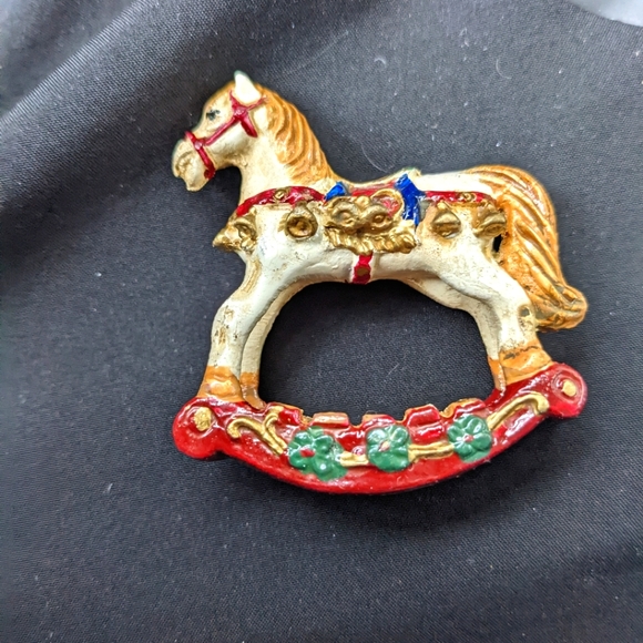 Vintage Rocking Horse Figurine Mint Condition Russ Berrie Ornament - Picture 2 of 5